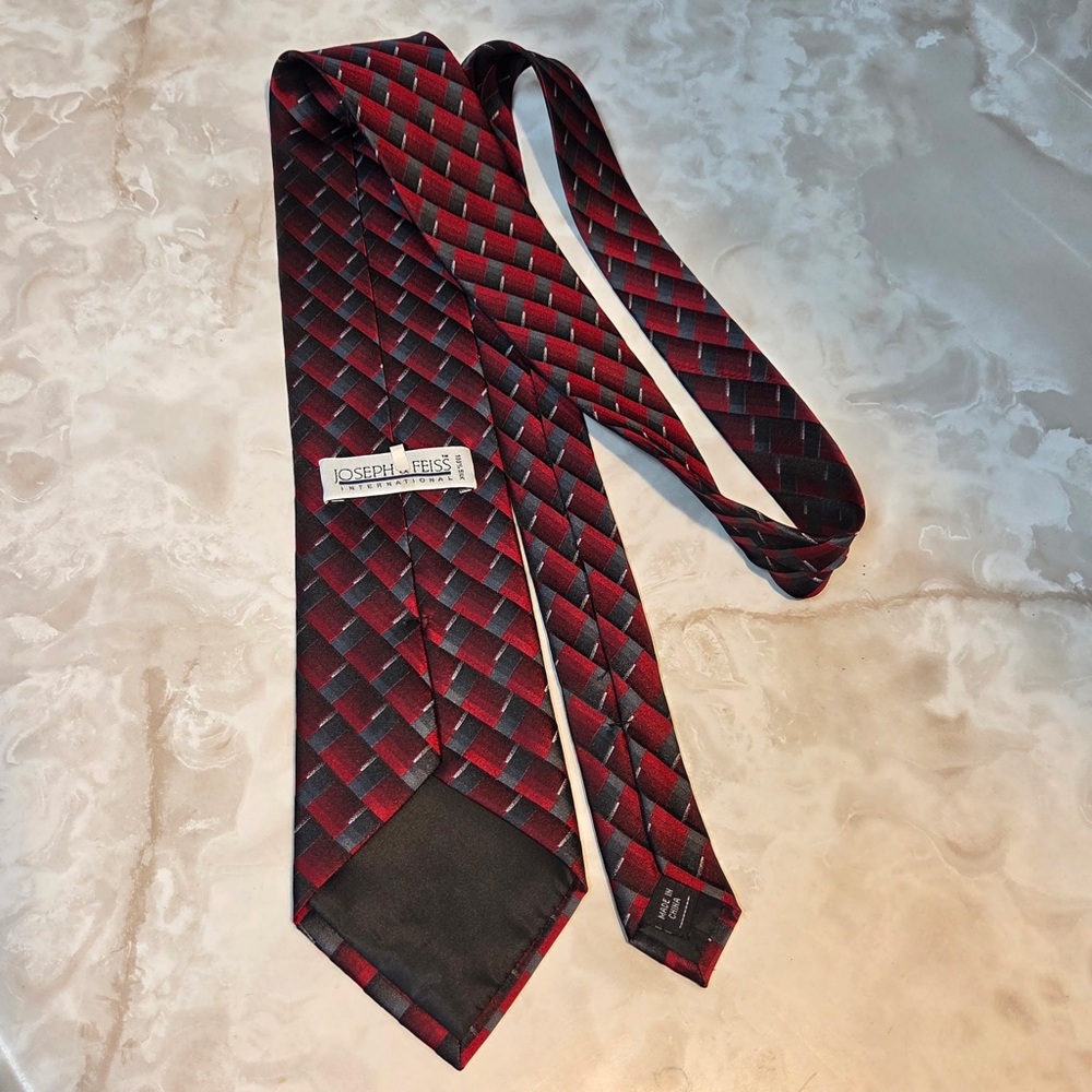 Joseph & Feiss Red and‎ Black Silk Geometric Men's Tie 57.5”